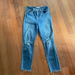 Levi’s 721 high rise skinny jeans size 28